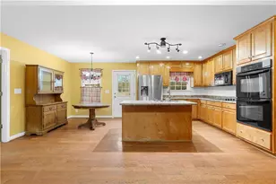 328 Rain Valley Cir, Meansville, GA 30256 - Photo 11