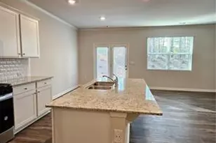 3331 Greyton Dr, Buford, GA 30519 - Photo 5