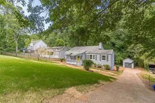 1226 Thomas Rd, Decatur, GA 30030 - Photo 3