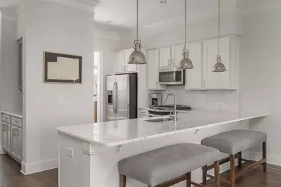 805 Virginia Park Circle NE, Atlanta, GA 30306 - Photo 3