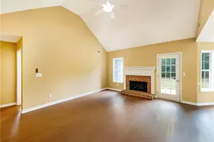 160 Eastfield Ct, Fayetteville, GA 30215 - Photo 3