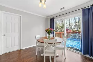 225 Barrington Dr E, Roswell, GA 30076 - Photo 9