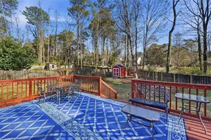 225 Barrington Dr E, Roswell, GA 30076 - Photo 15