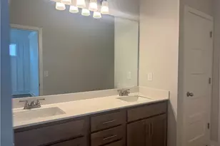 184 Rosewood Park Dr, Hoschton, GA 30548 - Photo 9