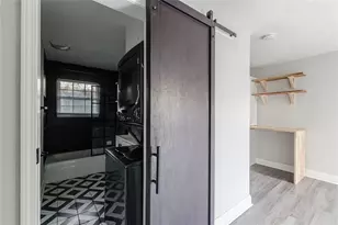 919 Hobson St SW, Atlanta, GA 30310 - Photo 9