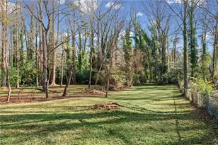 1194 Thomas Rd, Decatur, GA 30030 - Photo 25