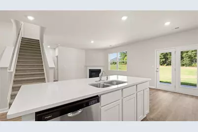 1898 Roxey Land, Winder, GA 30680 - Photo 9