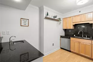 2870 Pharr Ct South NW, Atlanta, GA 30305 - Photo 13