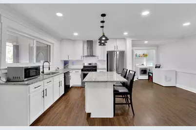 2307 Favor Road SW, Marietta, GA 30060 - Photo 3