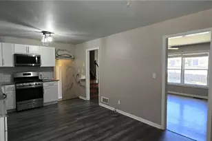 875 S Hairston Rd, Stone Mountain, GA 30088 - Photo 17