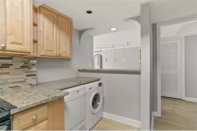 2870 Pharr Court South NW #2506, Atlanta, GA 30305 - Photo 11