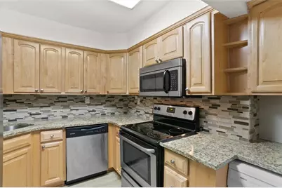 2870 Pharr Court South NW #2506, Atlanta, GA 30305 - Photo 9