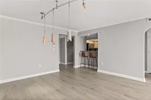 2870 Pharr Ct South NW, Atlanta, GA 30305 - Photo 9