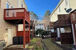 2375 Beaver Falls Dr, Norcross, GA 30071 - Photo 3