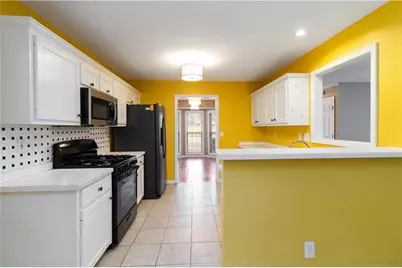 255 Camden Park Drive, Lawrenceville, GA 30046 - Photo 15