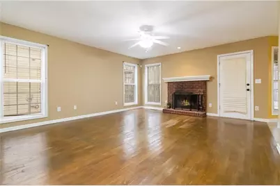 255 Camden Park Drive, Lawrenceville, GA 30046 - Photo 9