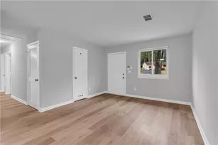 3368 Lincolndale Ct, Ellenwood, GA 30294 - Photo 13