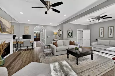 36 Willow Glen NE, Atlanta, GA 30342 - Photo 9