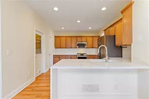 920 Freedom Ln, Roswell, GA 30075 - Photo 9