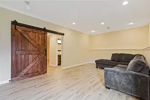 920 Freedom Ln, Roswell, GA 30075 - Photo 29