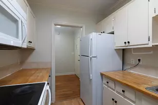 438 Carriage Dr, Atlanta, GA 30328 - Photo 13