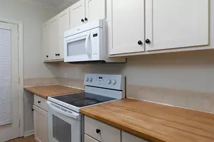 438 Carriage Dr, Atlanta, GA 30328 - Photo 11