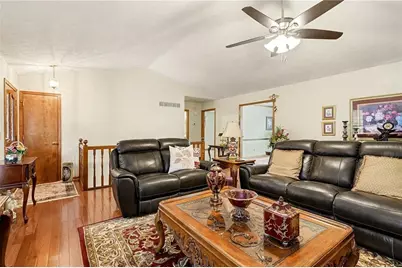 157 Springwater Trace, Woodstock, GA 30188 - Photo 5