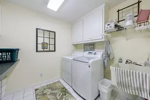 10190 Oxford Mill Dr, Johns Creek, GA 30022 - Photo 57