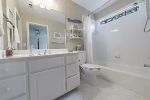 10190 Oxford Mill Dr, Johns Creek, GA 30022 - Photo 51