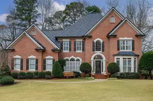 10190 Oxford Mill Dr, Johns Creek, GA 30022 - Photo 5