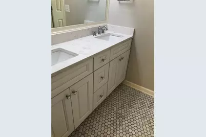 2242 Lenox Walk NE, Atlanta, GA 30319 - Photo 33