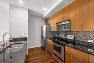 565 Peachtree Street NE, Atlanta, GA 30308 - Photo 9