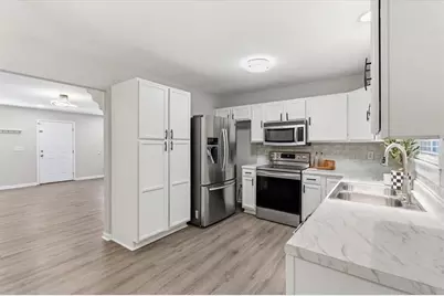 630 Streamside Drive, Roswell, GA 30076 - Photo 7