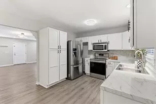 630 Streamside Dr, Roswell, GA 30076 - Photo 7