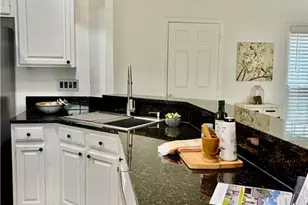 11130 Touraine Ct, Alpharetta, GA 30022 - Photo 13