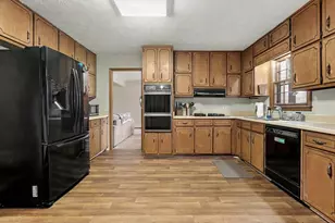 9133 Snipe Ln, Jonesboro, GA 30236 - Photo 3