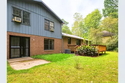 2587 Peyton Woods Trail SW, Atlanta, GA 30311 - Photo 11