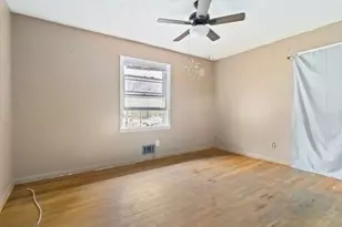 913 Longleaf Dr, Forest Park, GA 30297 - Photo 9