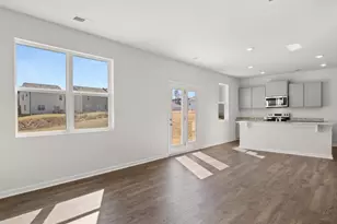 8202 Elkhorn Dr, Fairburn, GA 30213 - Photo 15