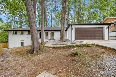3185 Hammarskjold Drive, East Point, GA 30344 - Photo 1