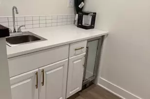 3185 Hammarskjold Dr, East Point, GA 30344 - Photo 5