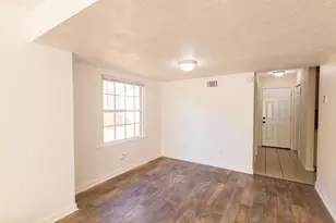 1223 Cedar Creek Ct, Conyers, GA 30012 - Photo 7