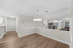 123 Streamside Dr, Roswell, GA 30076 - Photo 11