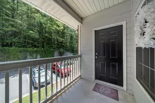 123 Streamside Dr, Roswell, GA 30076 - Photo 3