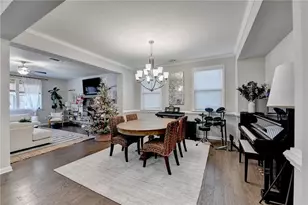 955 Laura Jean Ct, Buford, GA 30518 - Photo 7