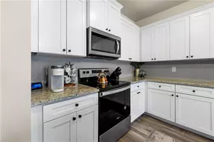 7098 Chara Ln SW, Atlanta, GA 30331 - Photo 9