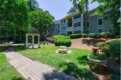 215 Summit North Drive NE, Atlanta, GA 30324 - Photo 23