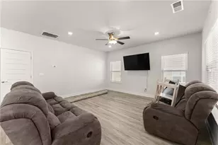 304 Magnolia Villas Dr, Cornelia, GA 30531 - Photo 15