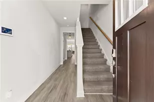 304 Magnolia Villas Dr, Cornelia, GA 30531 - Photo 7