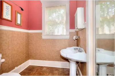 338 N Broad Street N, Monroe, GA 30655 - Photo 31